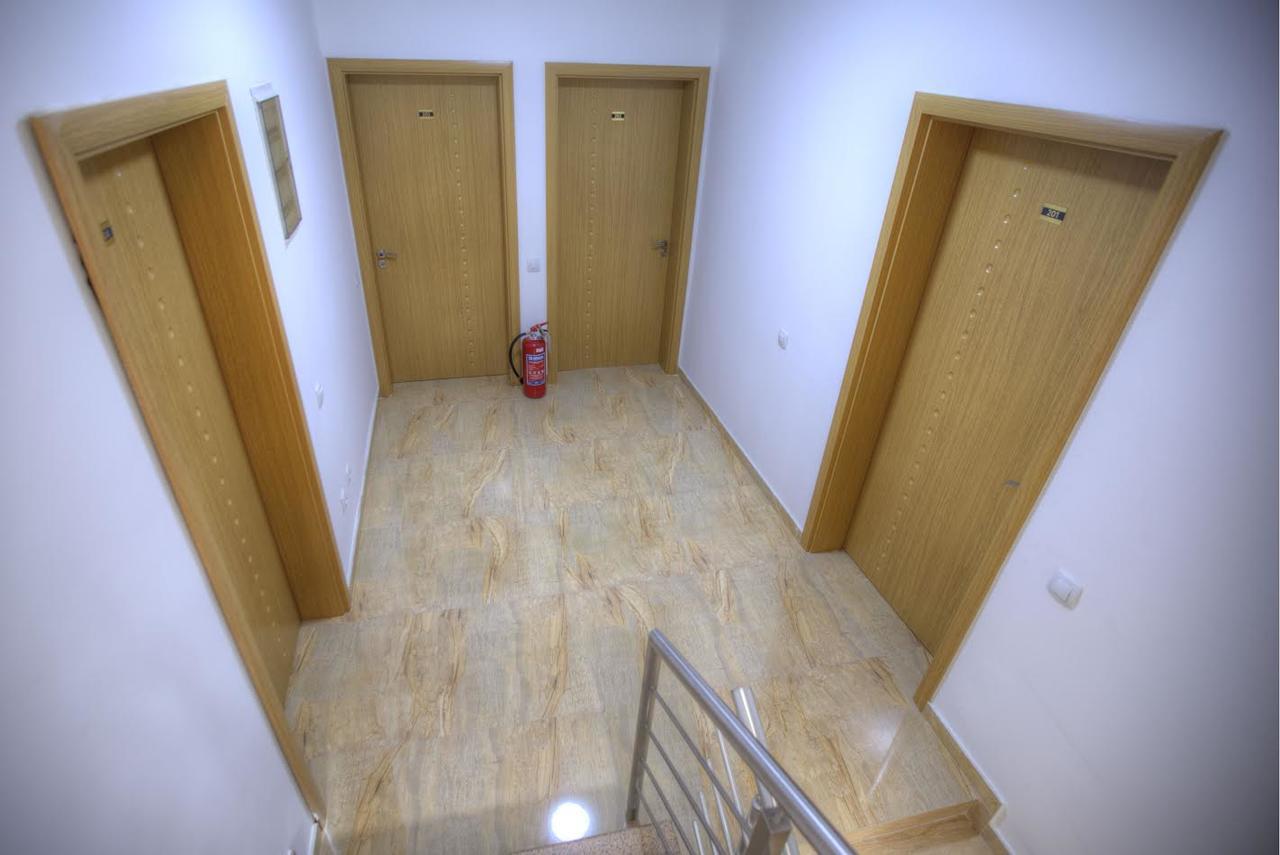 Guest House Prishtine Exterior foto
